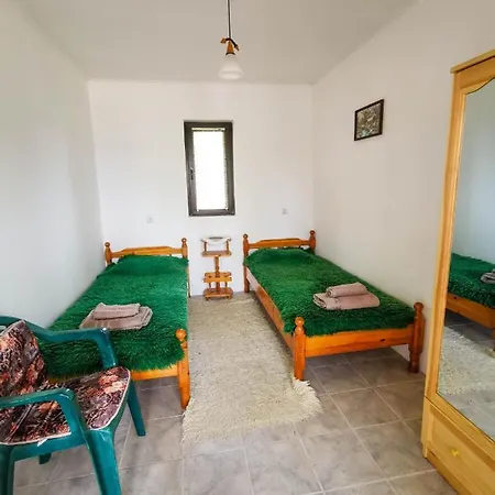 Villa къща за гости,,вила росица,,