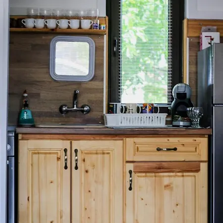 къща за гости,,вила росица,, Shabla