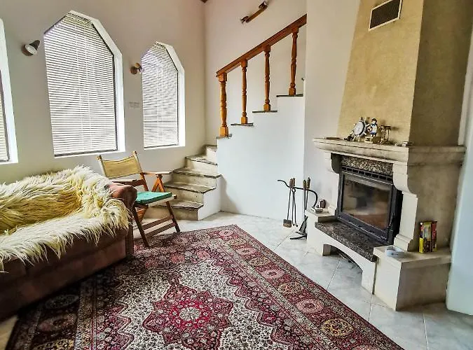 къща за гости,,вила росица,, Луксозна вила Шабла