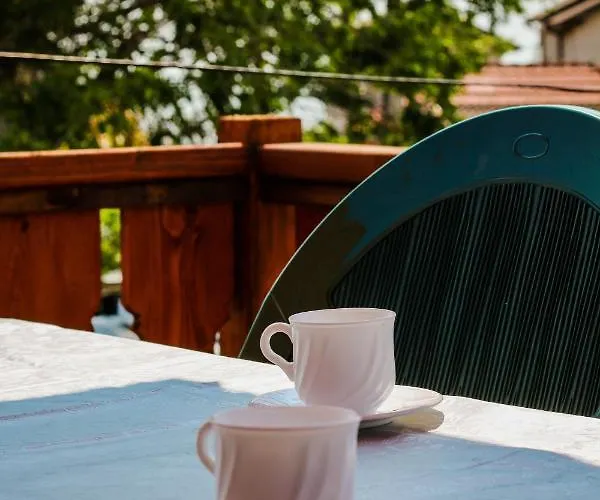 къща за гости,,вила росица,, Луксозна вила Шабла