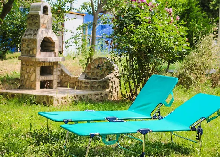 Луксозна вила къща за гости,,вила росица,, Шабла