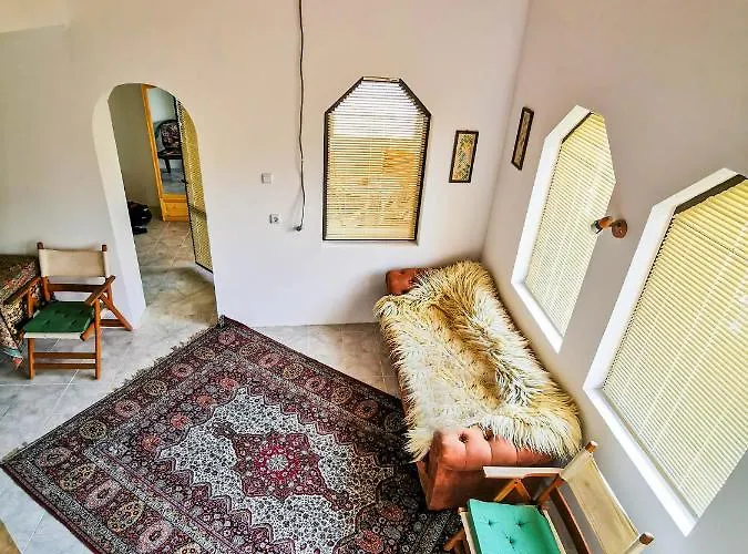 къща за гости,,вила росица,, Луксозна вила